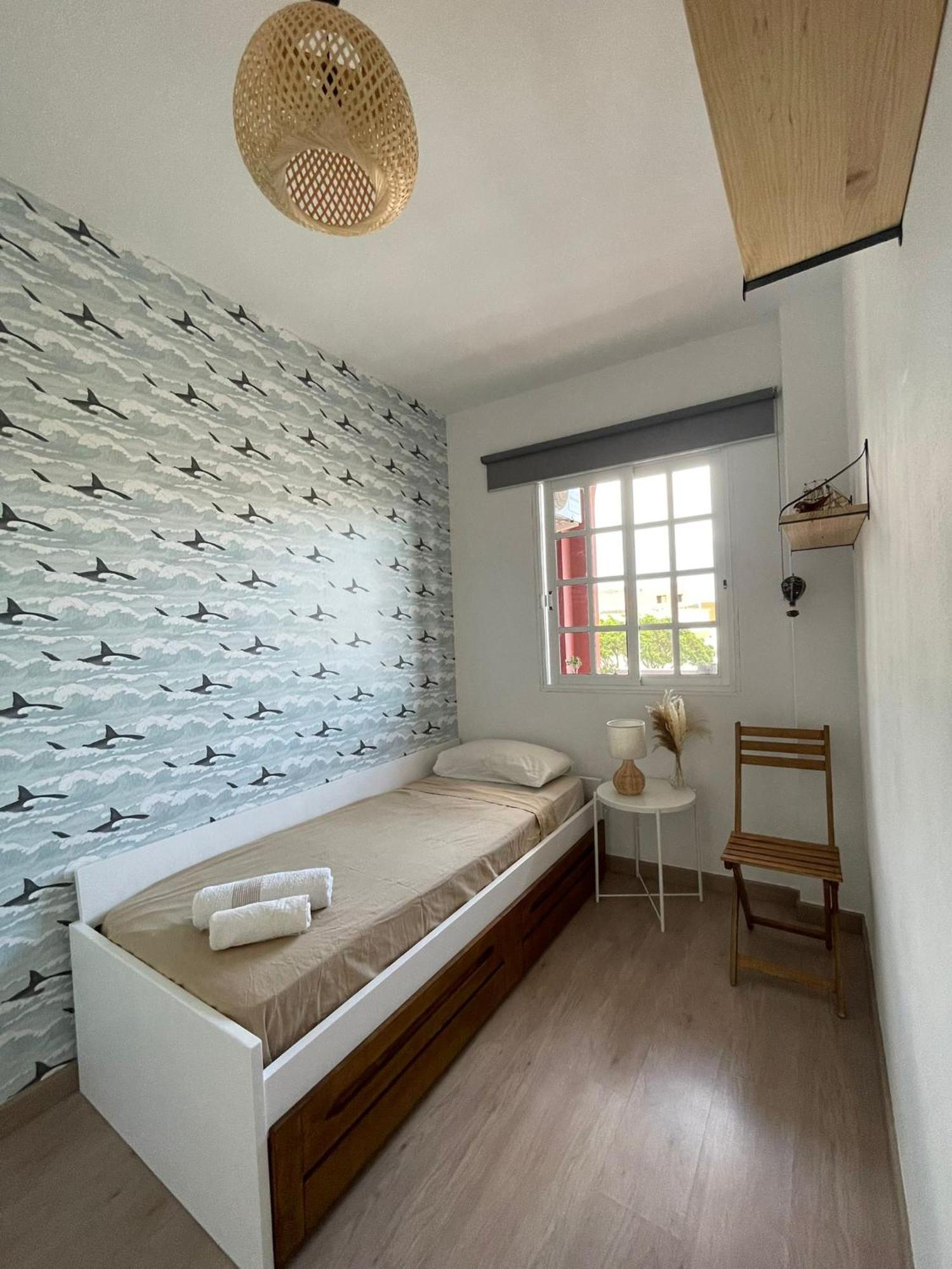 Seaside Paradise - 2 Bedroom Apartment With Ocean Views & Air Conditioning In Playa San Juan ภายนอก รูปภาพ