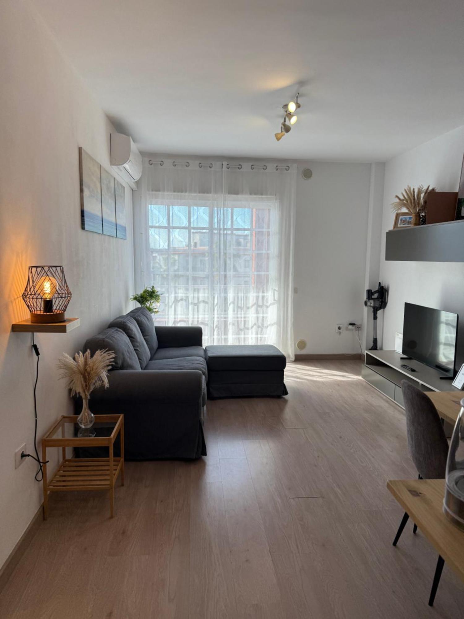 Seaside Paradise - 2 Bedroom Apartment With Ocean Views & Air Conditioning In Playa San Juan ภายนอก รูปภาพ
